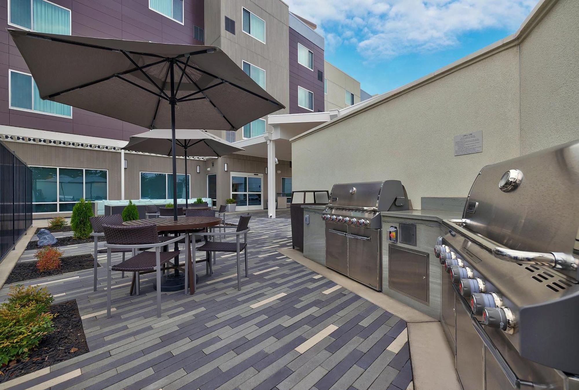Towneplace Suites By Marriott Sacramento Elk Grove Esterno foto